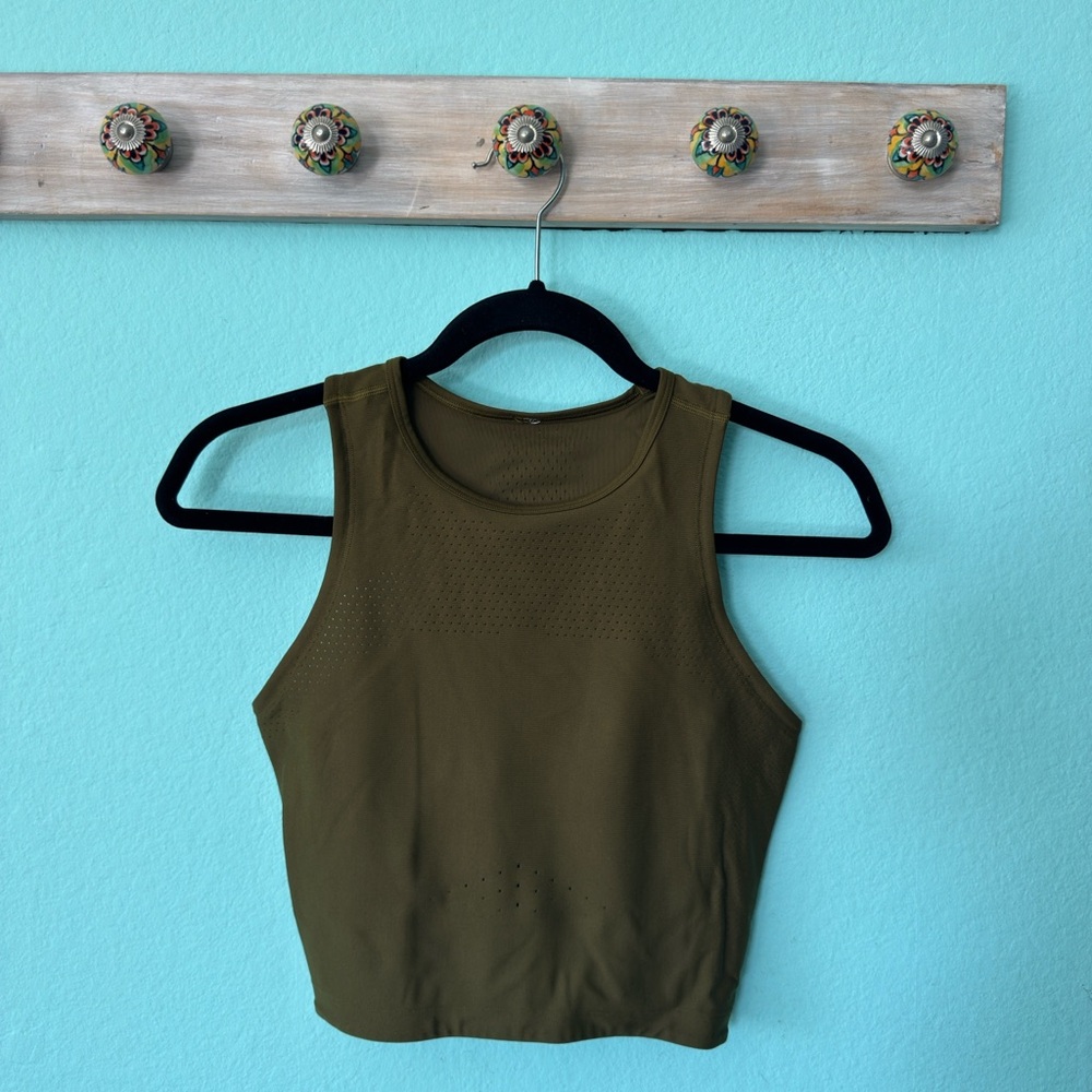 Lululemon Cropped Tank